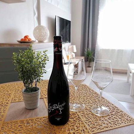 Sweet Central Apartment ,In The City Center เอ็กเกอร์ ภายนอก รูปภาพ